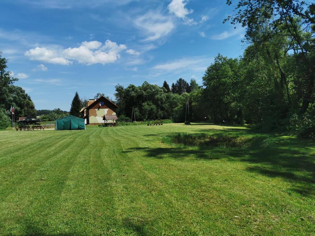 Osrodek Volfcamp Kwaszenina Apartamento Arłamów Exterior foto