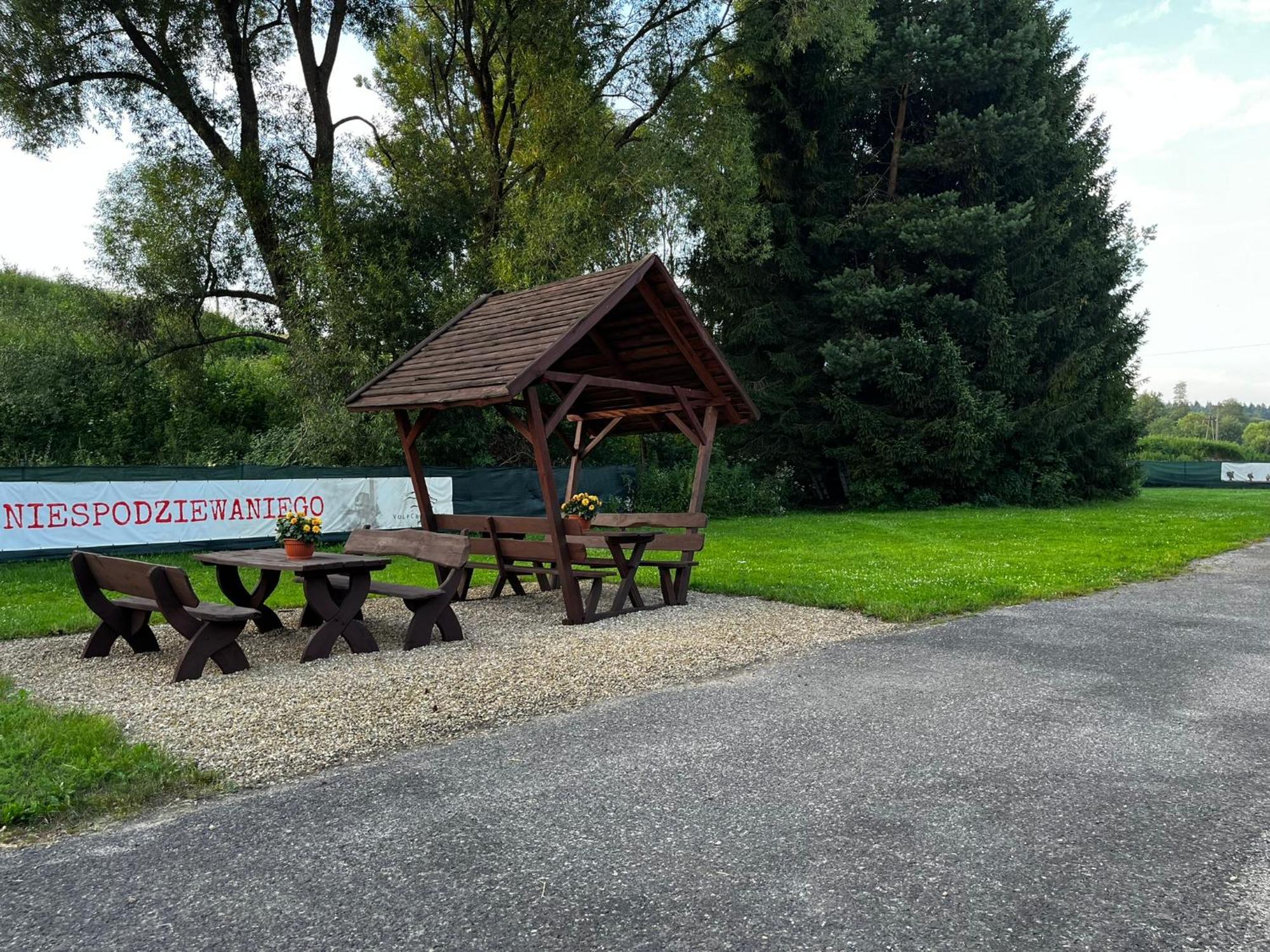 Osrodek Volfcamp Kwaszenina Apartamento Arłamów Exterior foto