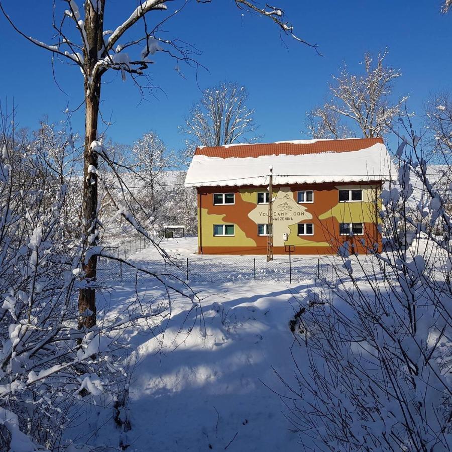 Osrodek Volfcamp Kwaszenina Apartamento Arłamów Exterior foto