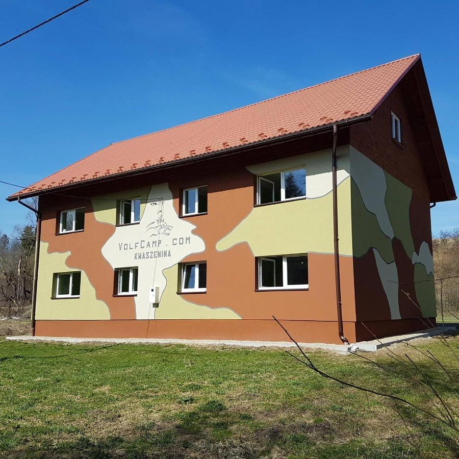 Osrodek Volfcamp Kwaszenina Apartamento Arłamów Exterior foto